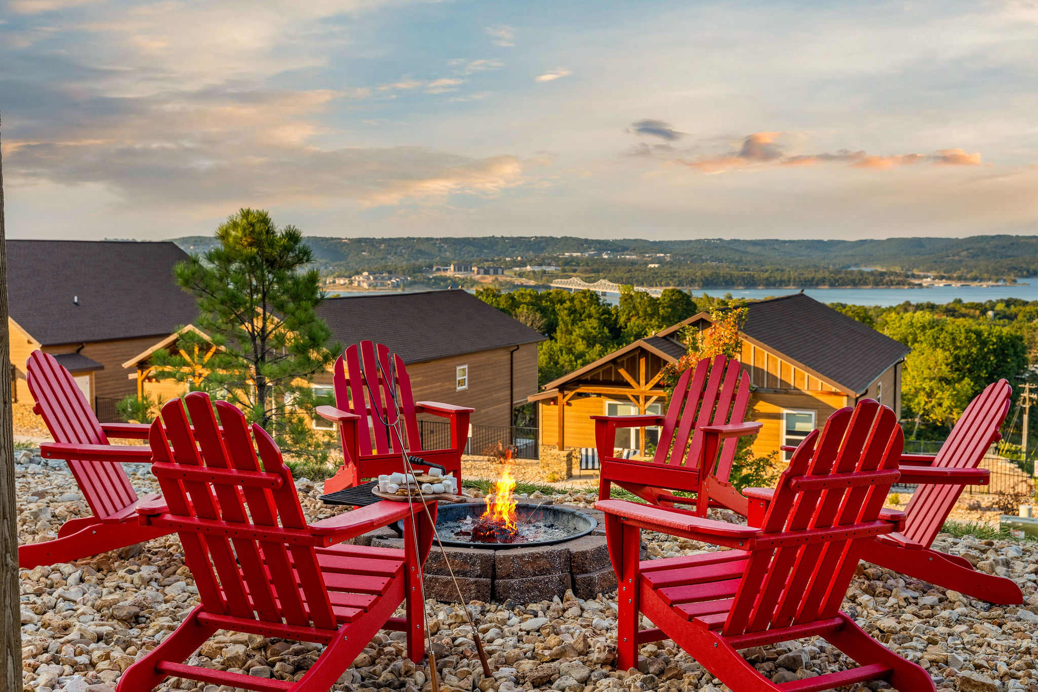 Unforgettable Cabin Getaways in Branson, Missouri | Red Adirondack Vacations